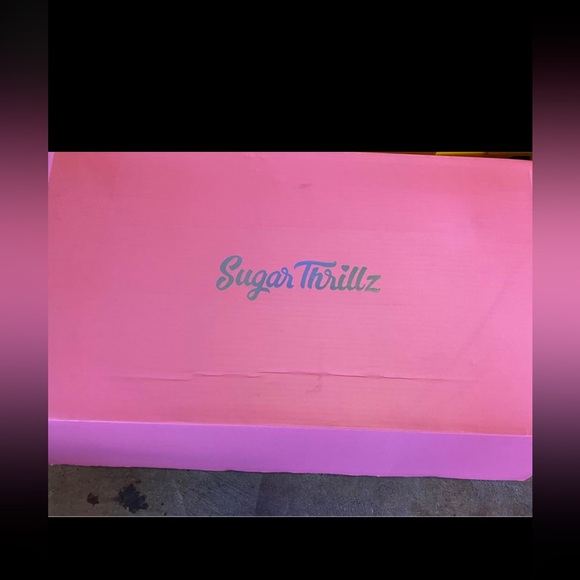 Dolls Kill Sugar Thrillz 10.5 GoGo White and Pink Flowers Heeled Zip Boots - Picture 5 of 6